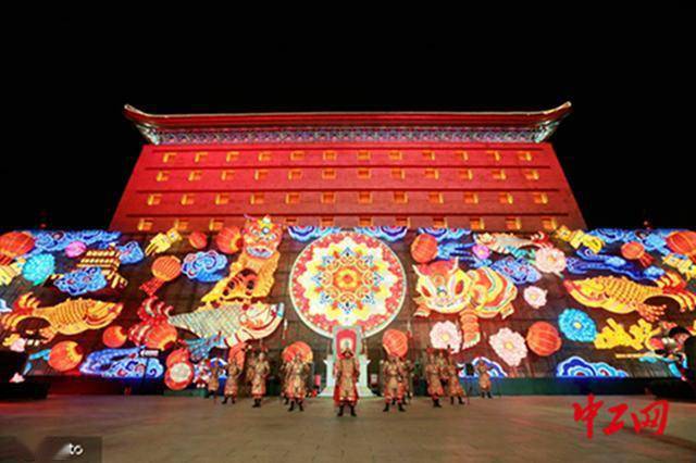2021辛丑年西安城墙新春灯会正式“点灯”