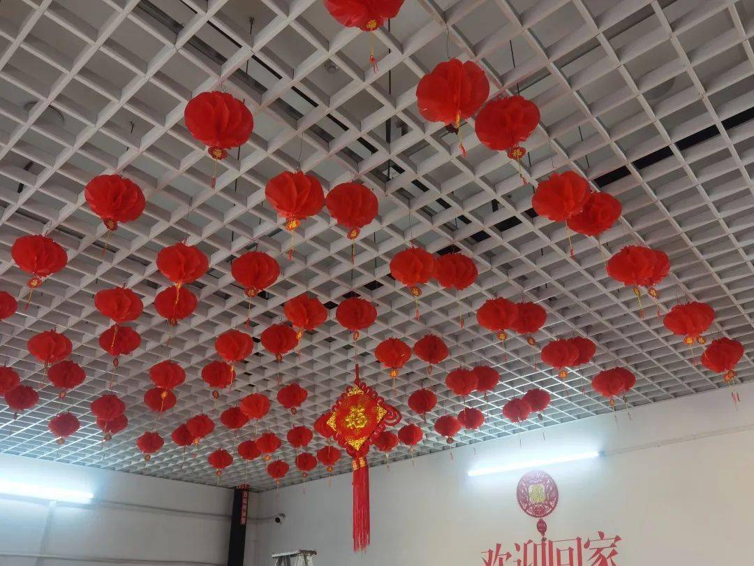 张灯结彩迎新年让我们一起看看春节园区布置吧