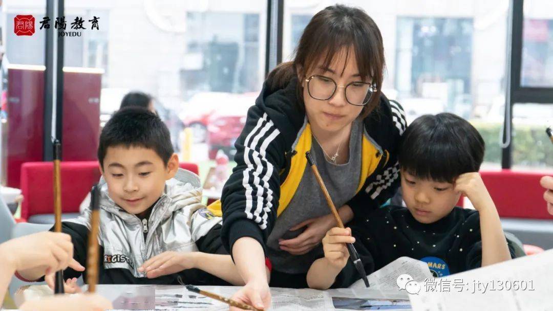 如何快速写寒假作业二天写完 21e68c8c1a474a5a9e494b27ef7a9c4e.jpeg