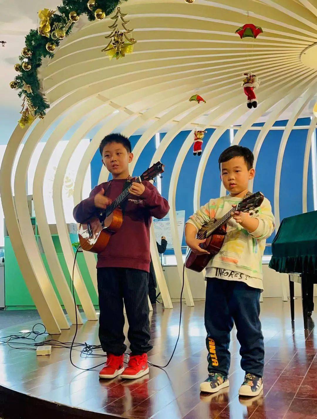 儿童音乐馆2020年秋季学期尤克里里学员汇报演出圆满结束