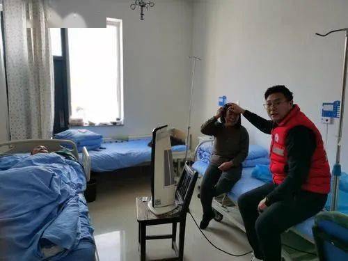 潘俊杰扶贫路上的坚守者和贴心人