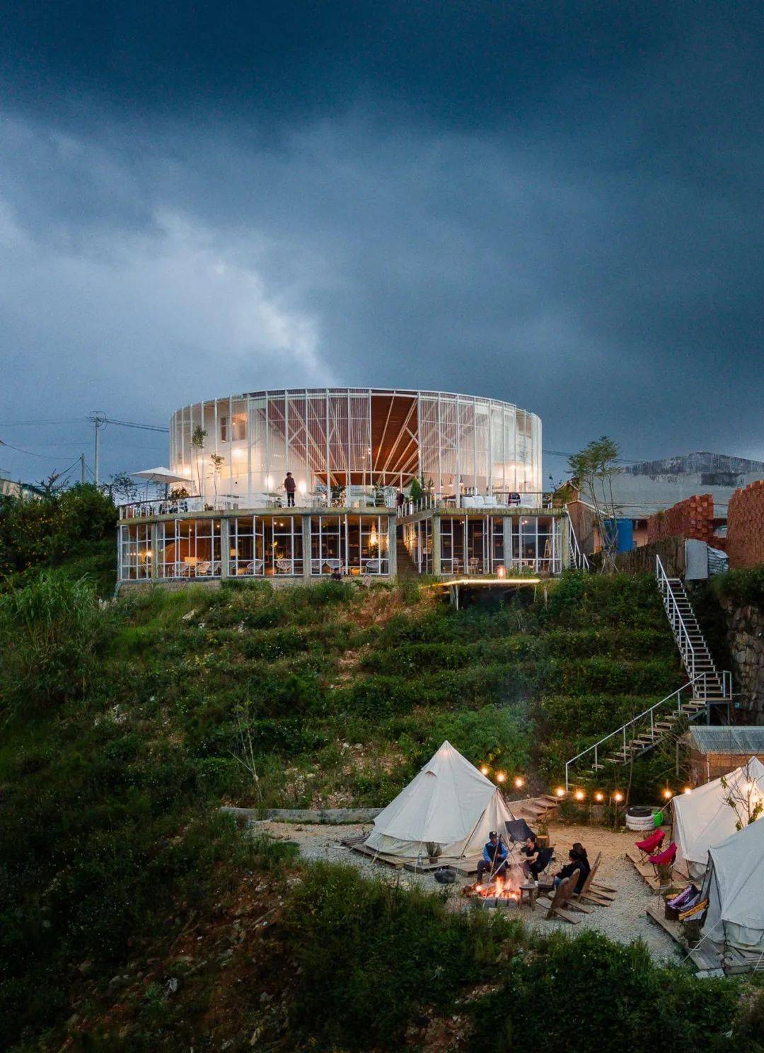 圆形建筑 | l00p精品酒店 咖啡馆_the