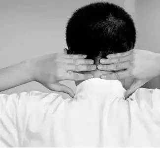 怎么趴着对颈椎好 73d53886322b472e9ab93bb04c3c9530.jpeg