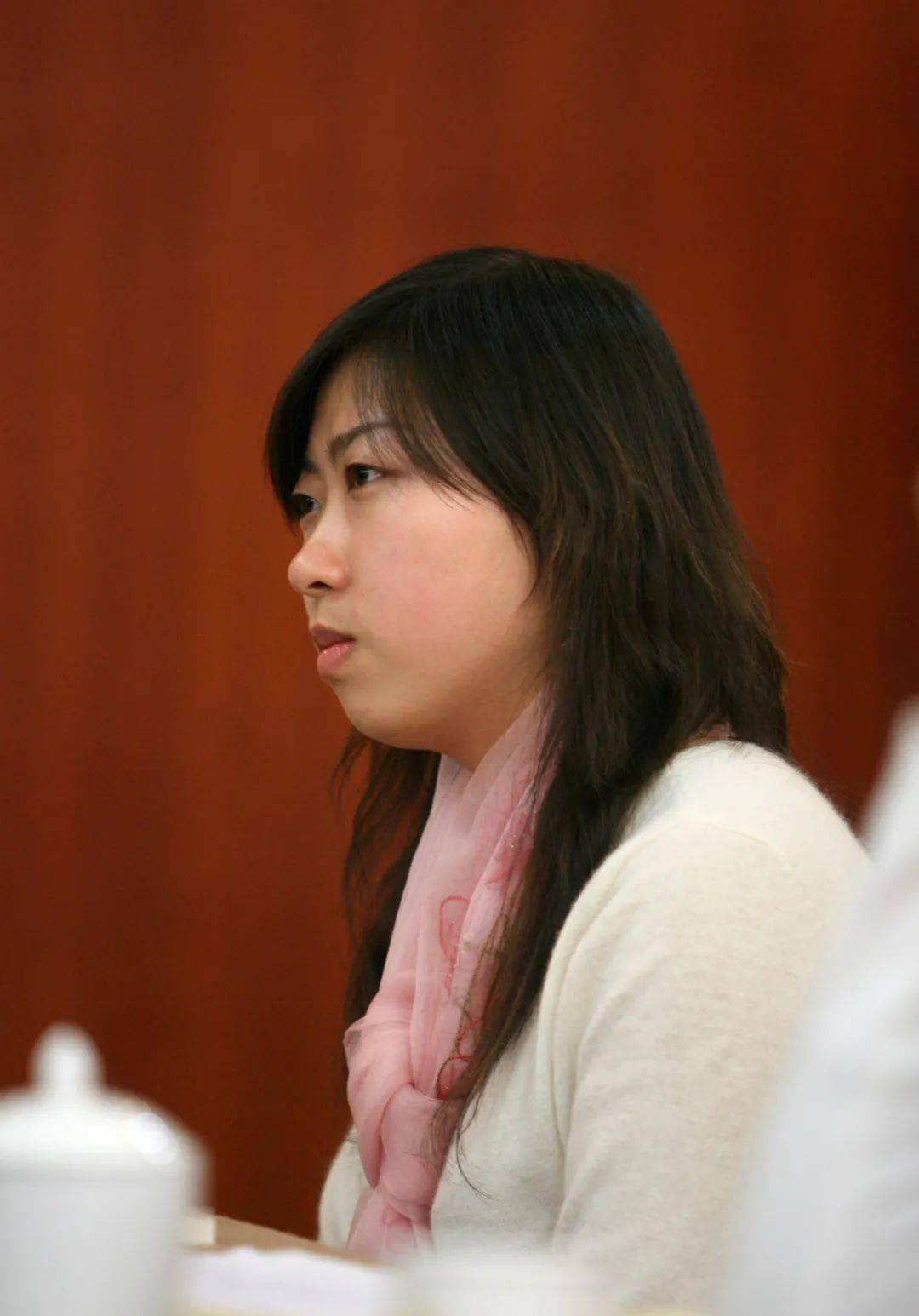 前媒体人马金瑜遭家暴:在"怒其不争"前我们更应该追问什么? | 思想界