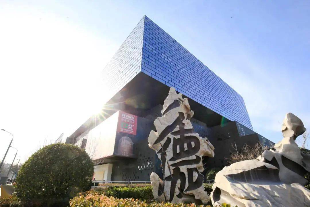 所有人嘉德艺术中心邀请邻居们免费看展啦