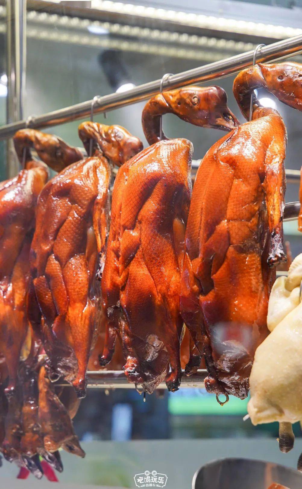 风靡香港74年的深井陈记烧鹅顺德第①家落户容桂海骏达城