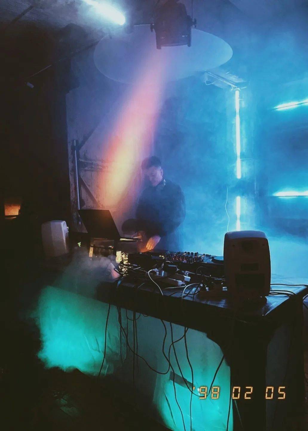 ▲ vj/sobest团队▲ dj/min9现场表演▲ dj/others现场表演▲ 漫游在音乐中