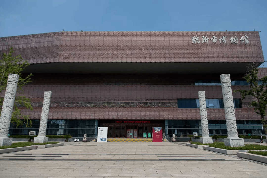 社会实践积极参与博物馆志愿服务继承发扬中华民族优秀文化