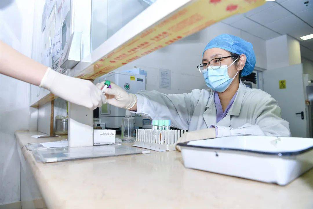 日本免费一区二区最新_亚洲欧美国产综合在线_人妻系列无码专区