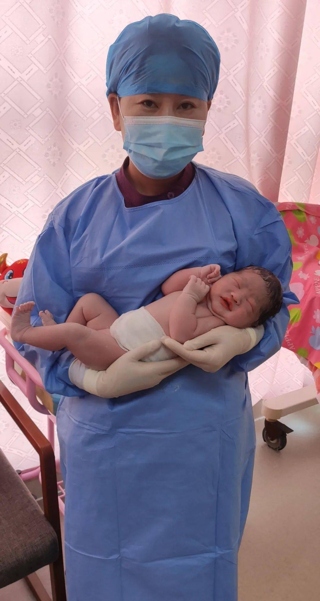 医院刚出生宝宝图片图片