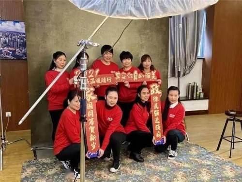 过年怎么拍好看照片 c07224070dd44fd196bde67b41c97a8a.jpeg