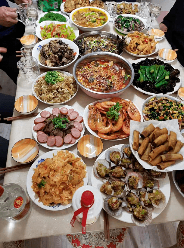 青岛人朋友圈年夜饭大赛!上桌率最高的是.