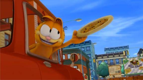 加菲猫:加菲猫拿披萨当暗器,是有多难吃,连加菲猫都嫌弃