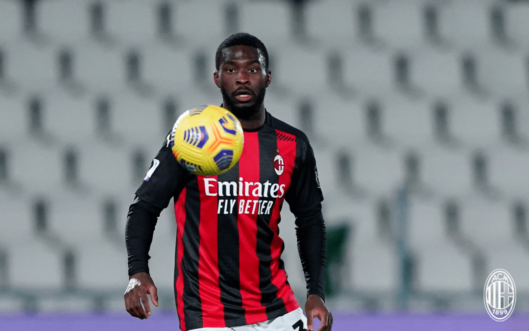 23岁的托莫里正走在职业生涯快速进步的道路上,他是米兰后防线未来的