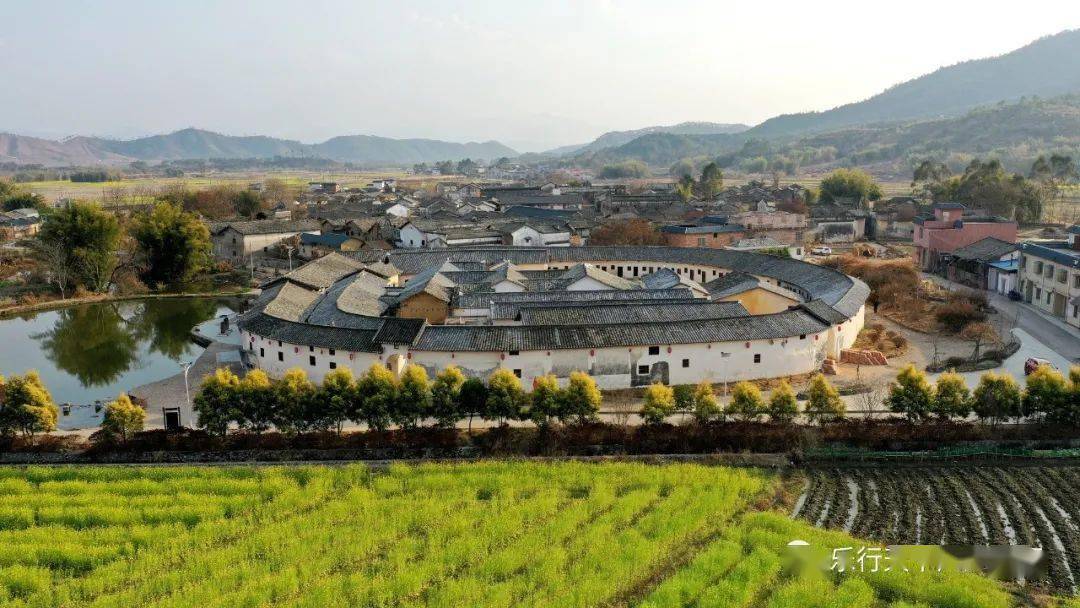 龙凤坝人口_恩施龙凤坝中学照片(3)