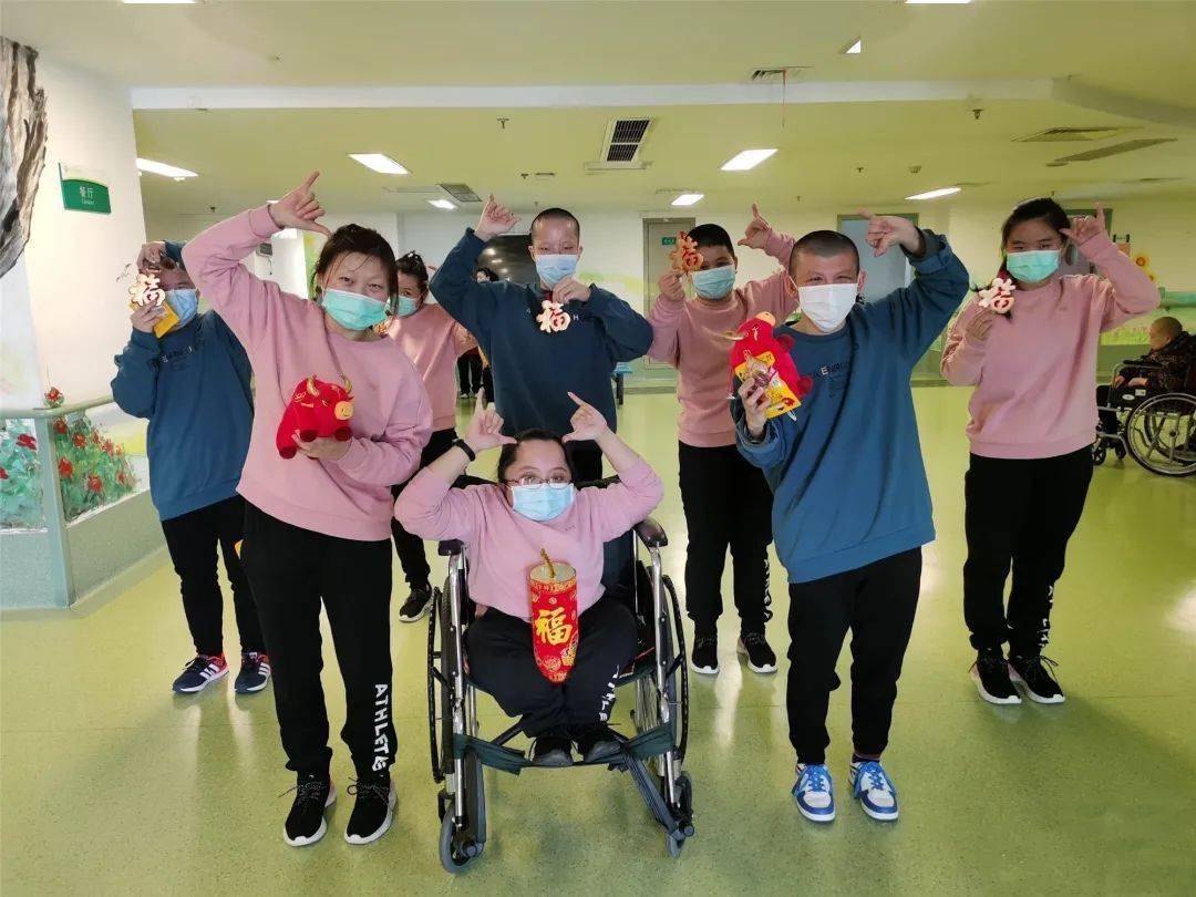 低保户人均年收入_农村低保户门牌