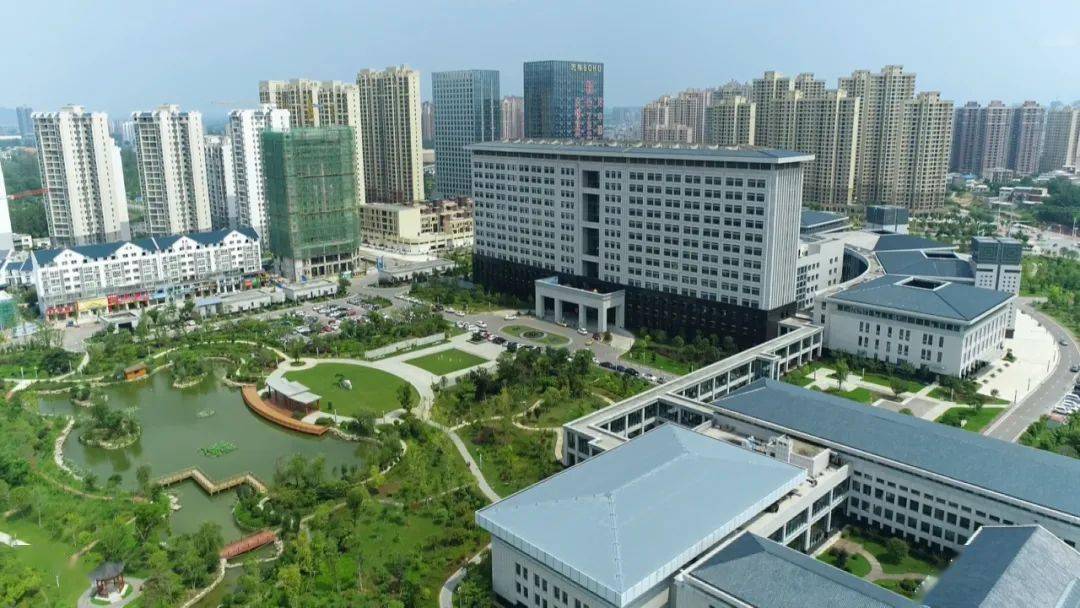 蕲春gdp_蕲春一中照片