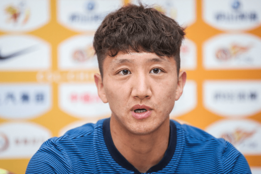 最新中超转会:曝3队哄抢34岁外援,江苏主力后卫被传加盟山东_李昂大