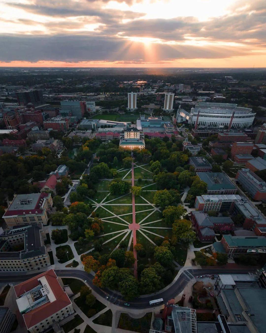 祝贺杨筱悦同学收到美国名校俄亥俄州立大学的录取offer