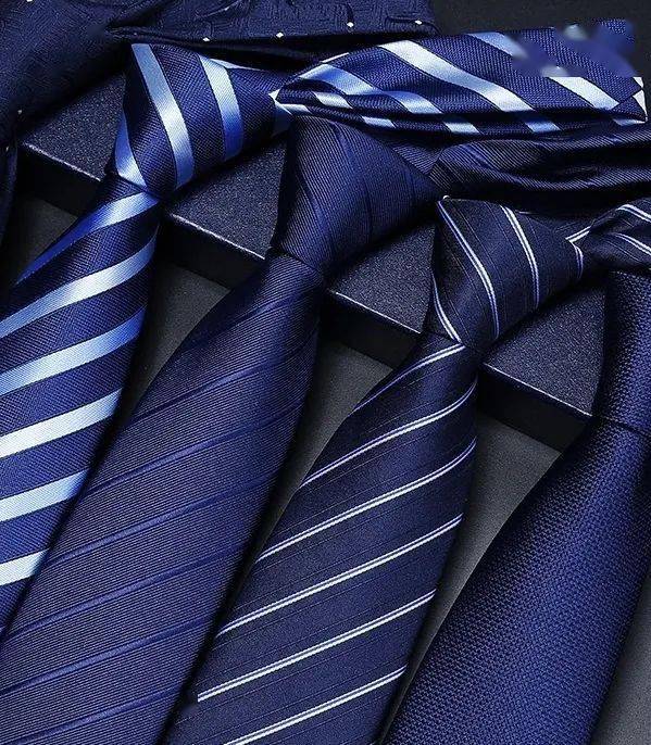 冷静而庄严冷色系一般来讲可以分为五大类就领带颜色而言01色系人类与