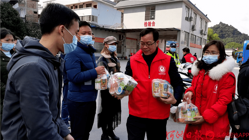 河池市人口有多少2021_北流隆盛镇有多少人口(2)