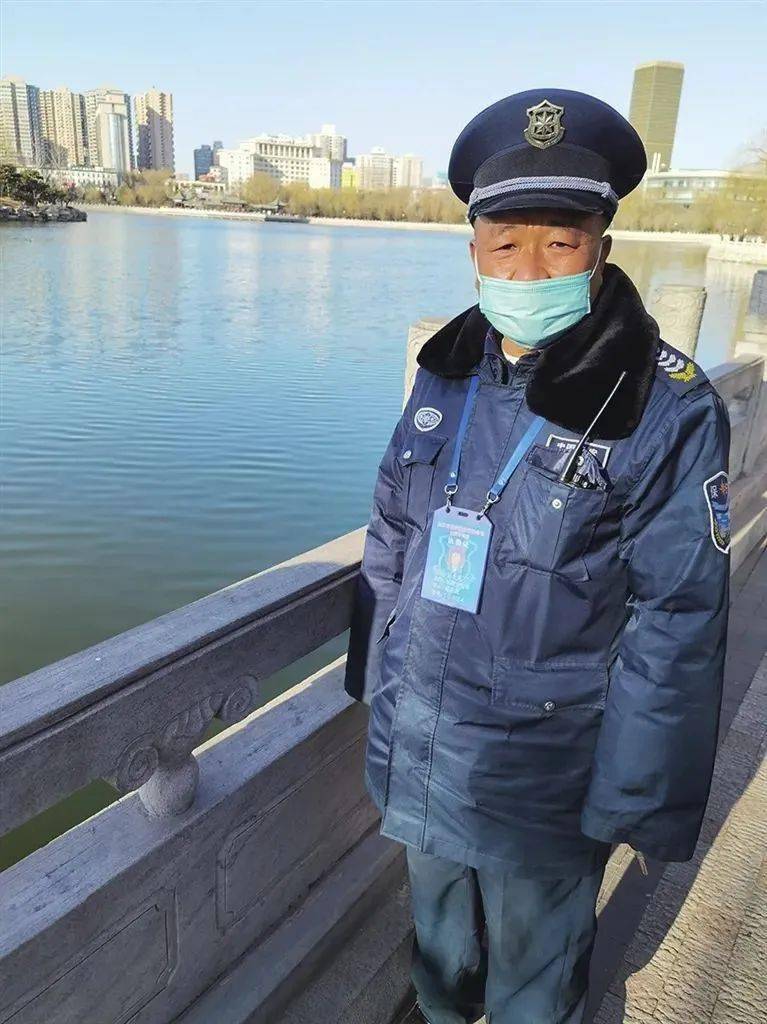 太原迎泽湖女尸打捞图片