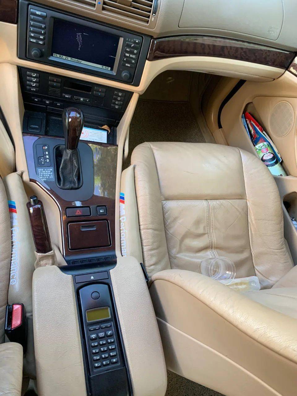 当年家里80万买了台宝马5系e39,20年开了30万公里,如今父子共同完成