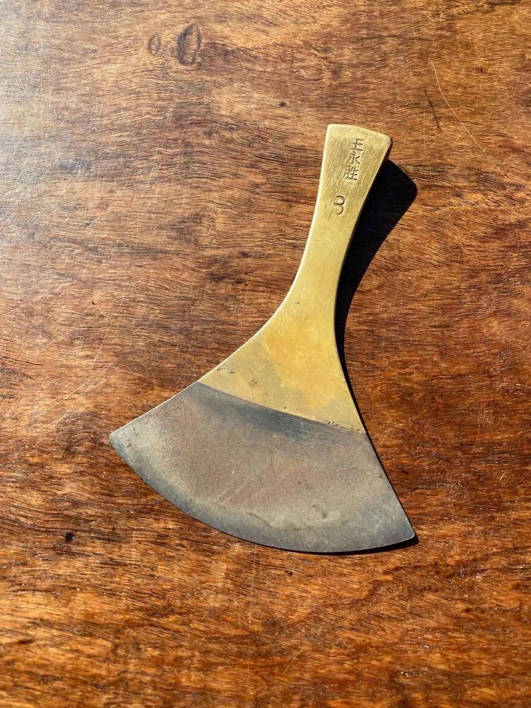 03铜柄扇型刃老皮匠刀具