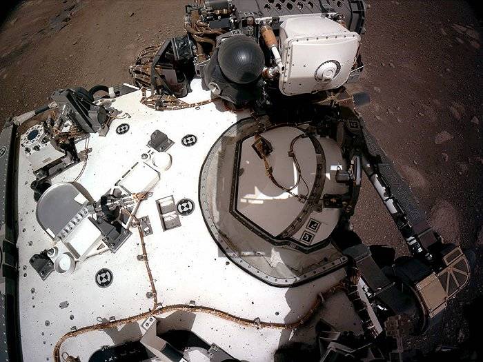 视频|来自火星的风声:“毅力号”视频公开登陆火星第一视角