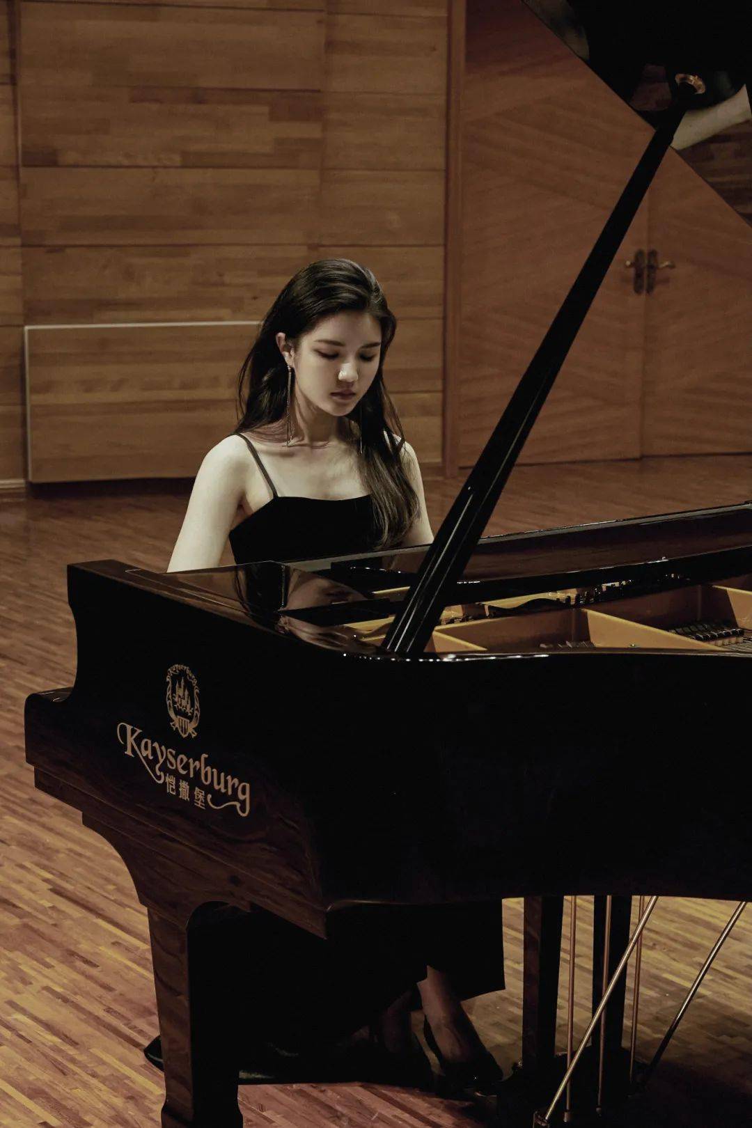 民族的才是世界的——王笑寒_钢琴