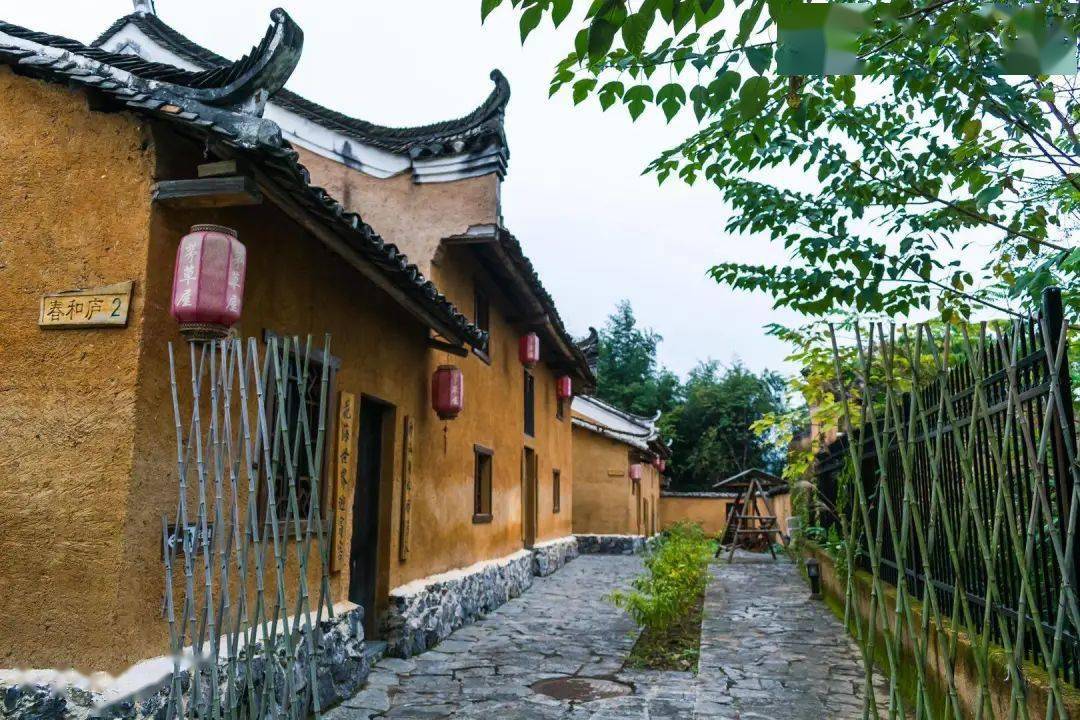 新春游玩富川神剑石林自由游行前往这片神秘园林感受大自然的鬼斧神工