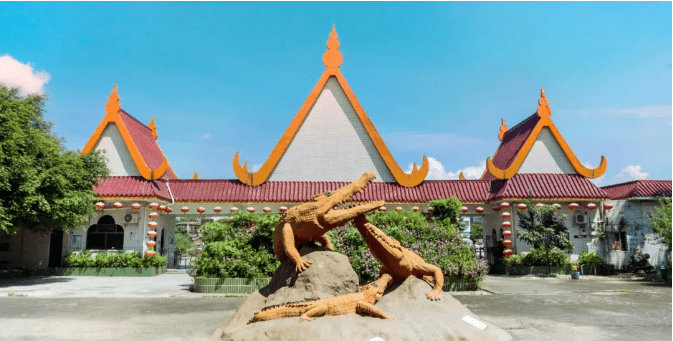 小岛鳄鱼岛是珠海市独具特色的旅游景点斗门鳄鱼岛/在法律允许范围内