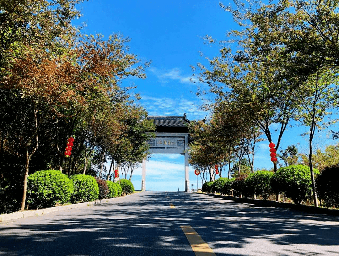 溇港圩田系统风情带尚义牌楼时光古道古越撩浅大明运粮南山尚义古桥兴