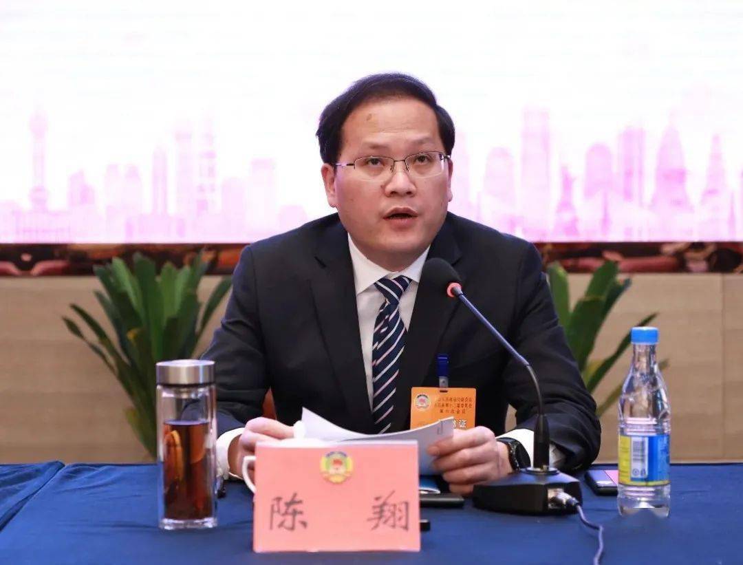 深入协商议政,多建诤言,多出实招,多谋良策,为南昌县,小蓝经开区在全