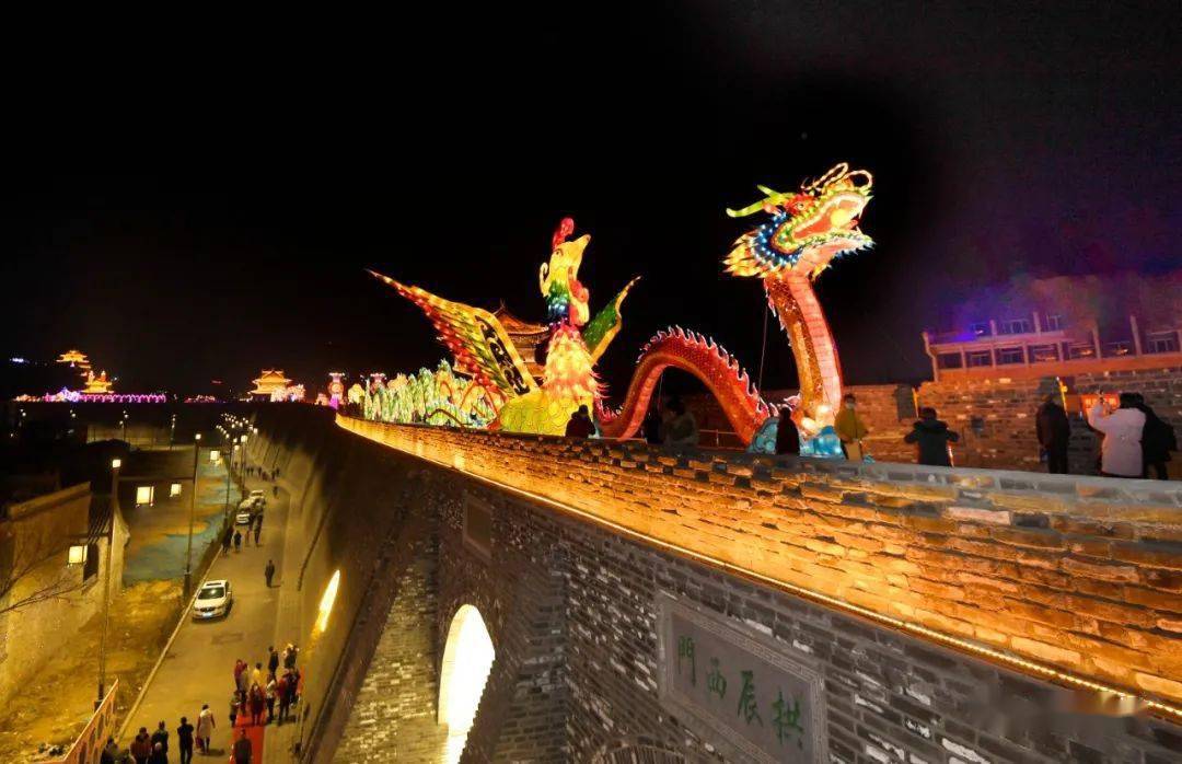 忻州古城北城墙百组大型灯展精彩纷呈