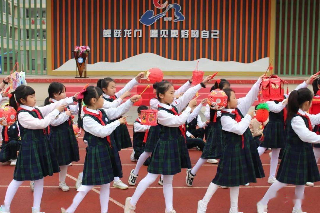 熠有什么成语_什么有什么为成语