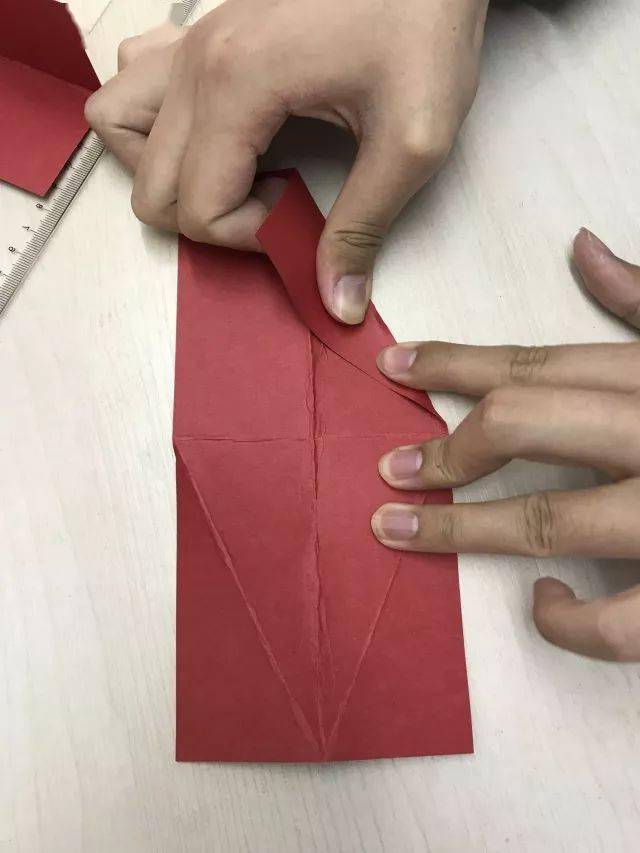 灯笼怎么剪纸长方形 680790c8ee8844c193600f6fc8f93447.jpeg