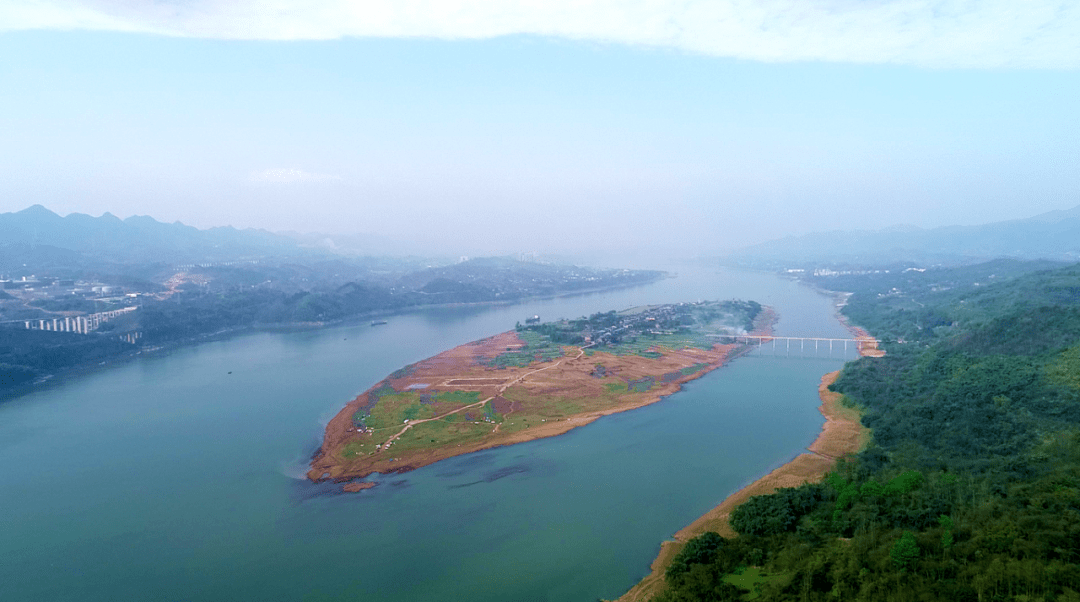 2,沿途停靠站点:麻柳车站,麻柳镇政府,店子头,铁姑娘连接桥,回龙寺村