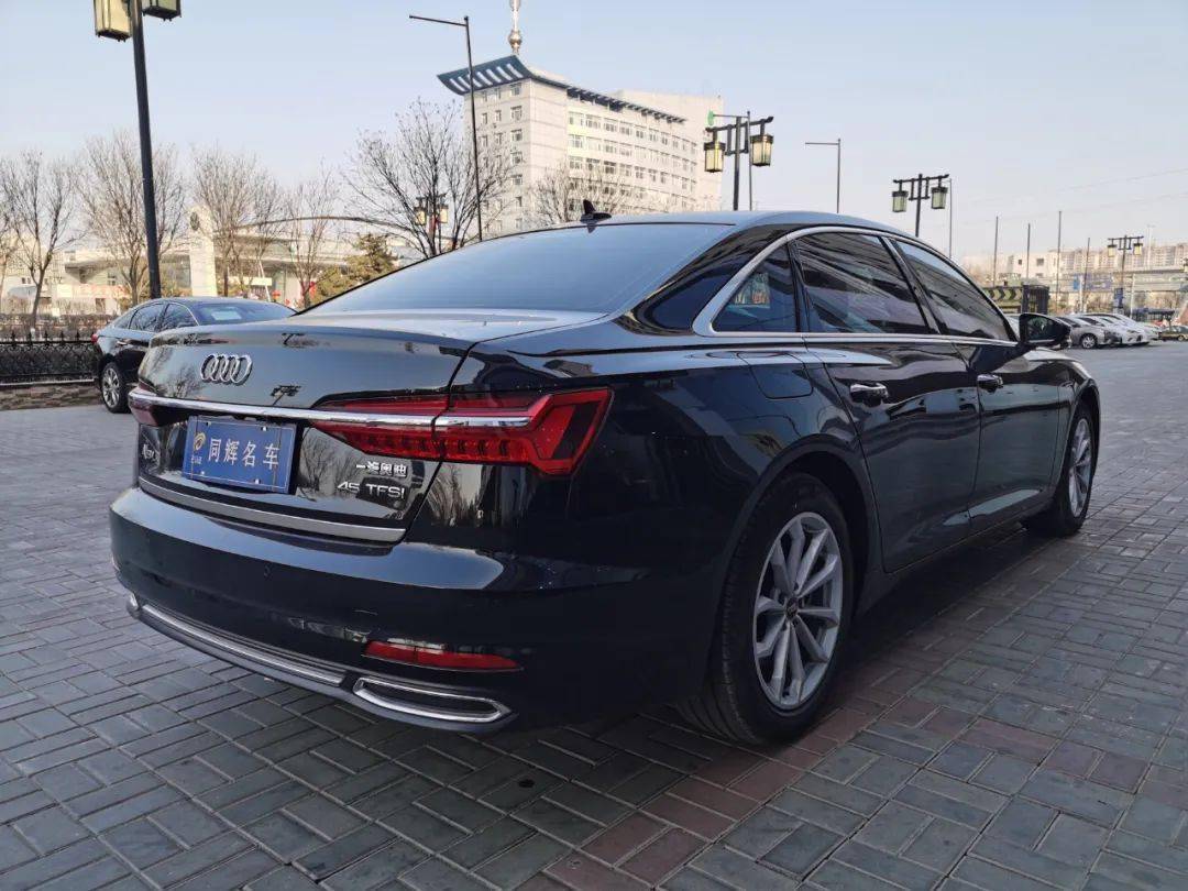 精品上架2020款奥迪a6l40tfsi豪华致雅型