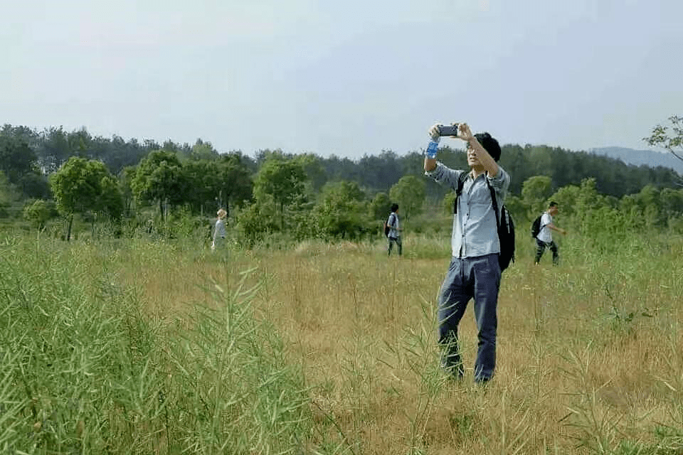 李志信大神一面对这种情况,建规学院就业服务中心开展了本次秋招采访