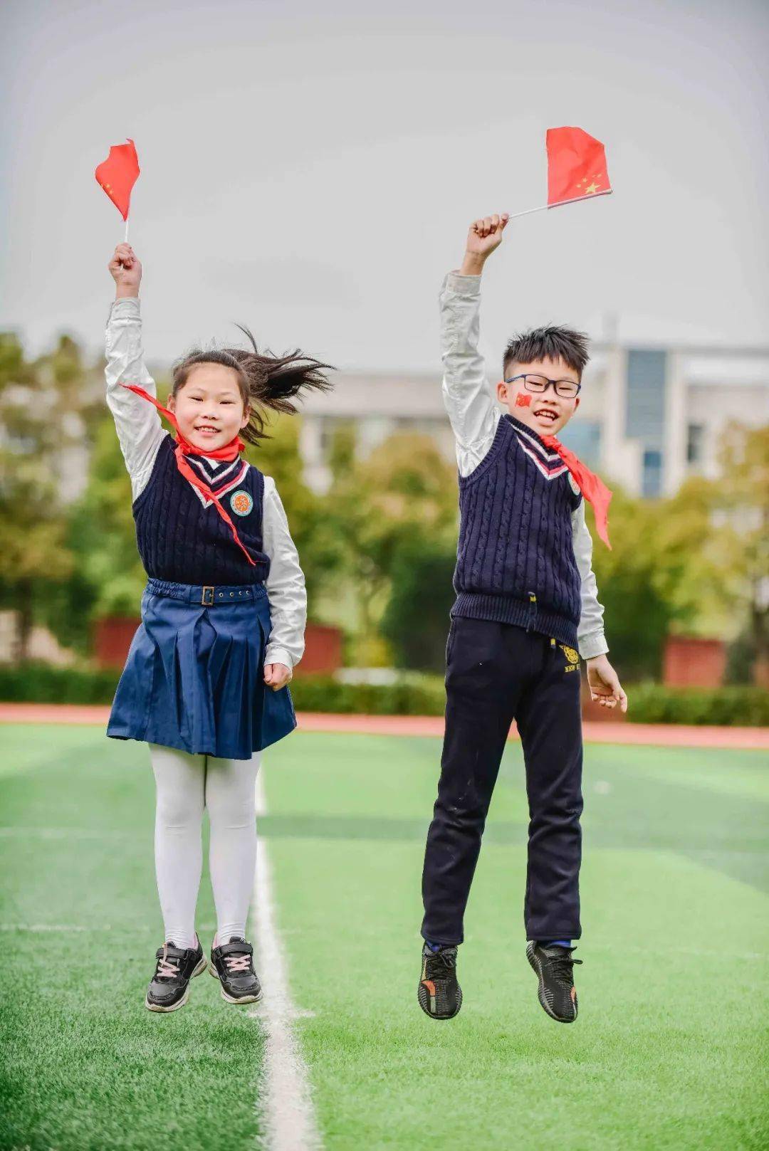 三旗傳遞百年傳承婺城小學2021年春季開學典禮