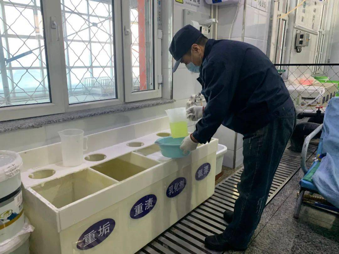 佳整备车间 人 物同防 织密春运疫情防控安全网 洗涤