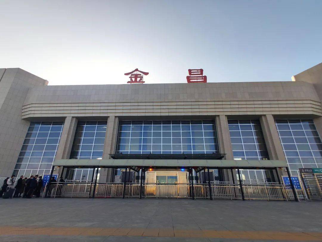 您在禁烟场所吸烟的行为违反了"您好,我们是金昌车站派出所民警