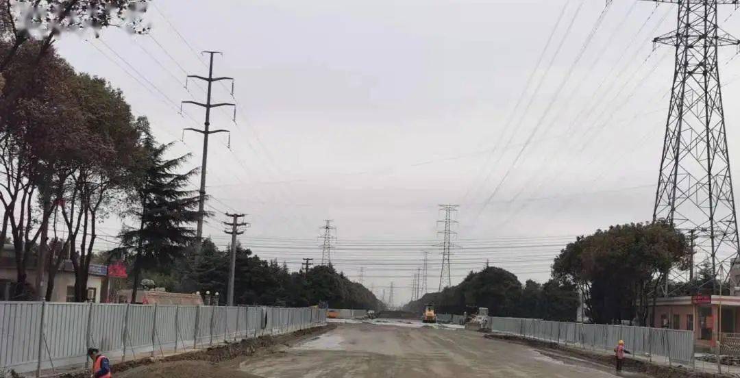 戴南gdp_中国gdp增长图(3)