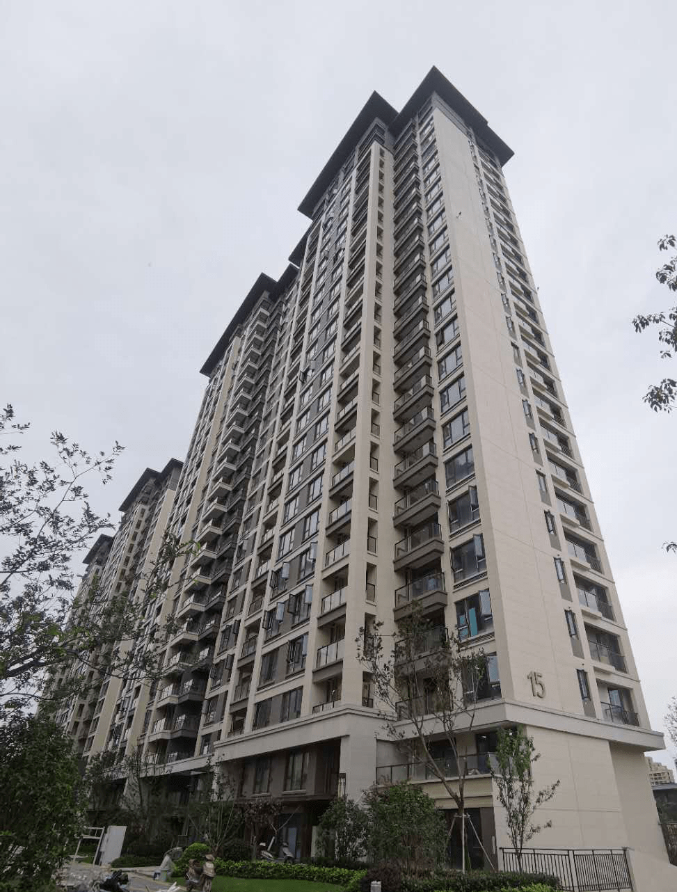 新年伊始1652套间自持商品住房对外预招租