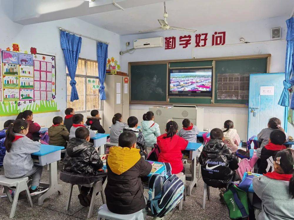 三沱小学建农小学明水初中云雾小学龙桥小学西部一小铁佛小学三江小学