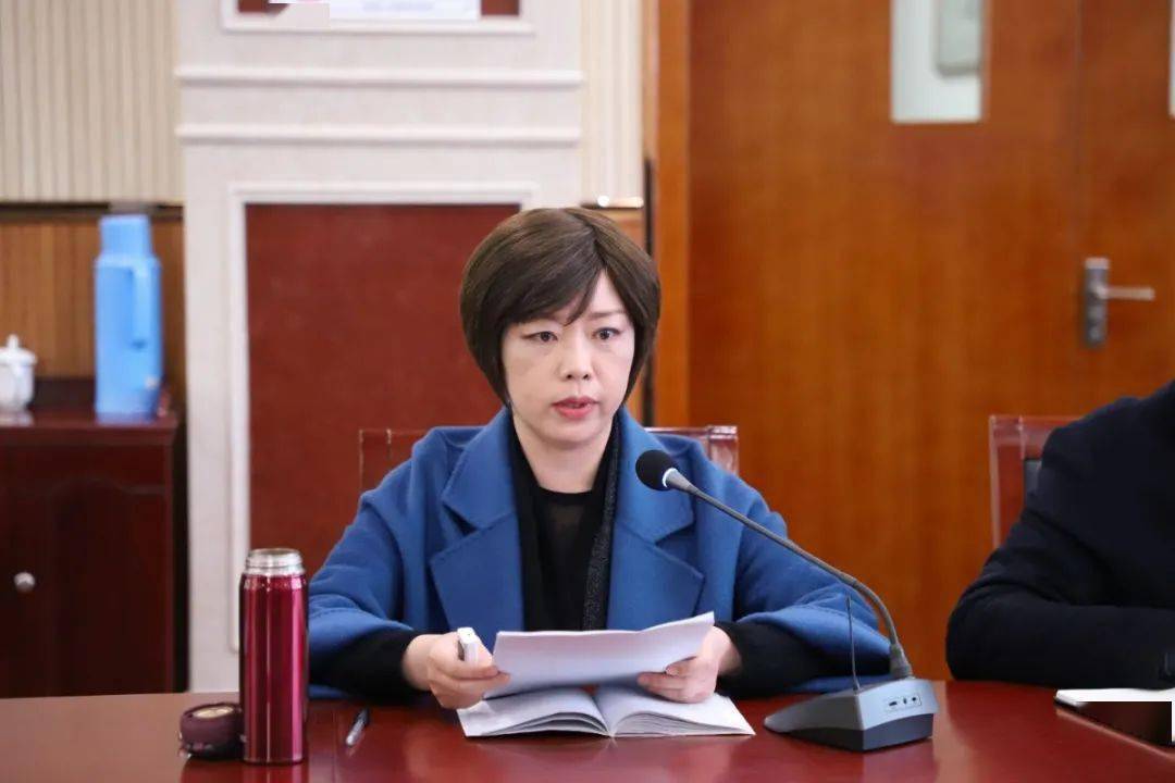 校区风景线市教育局局长戴红光一行莅临串场河小学调研指导