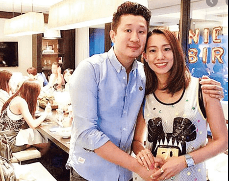 初次见面,吴辰君干净温柔的笑容给廖怀南留下了深刻的印象.