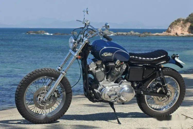 哈雷883攀爬者每日一车