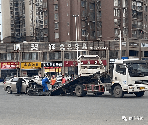 閬中七里又一規劃出爐華胥路發生一起車禍車輛受損嚴重